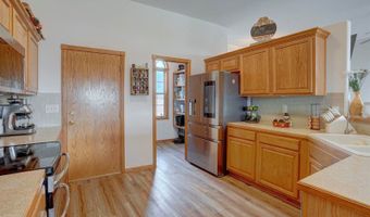 10307 Quail Ln, Arkansas City, KS 67005