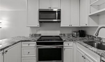 401 Bellevue Ave 214, Newport, RI 02840