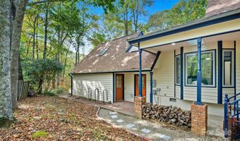 8 Indian Ridge Rd, Asheville, NC 28803