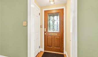 118 Allenhurst Rd, Amherst, NY 14226