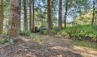 96120 CAPE FERRELO Rd, Brookings, OR 97415