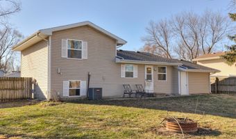 1013 6th St, Altoona, IA 50009