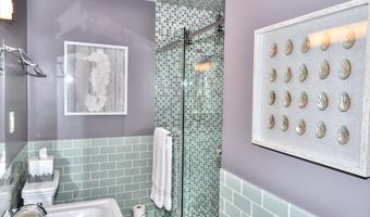 21 Drake Dr, Bayville, NJ 08721