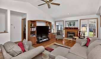 842 Lindsay Ct SW, Altoona, IA 50009