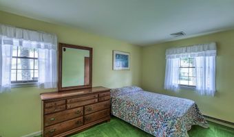 718 Blenheim Ave, Absecon, NJ 08201