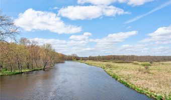 1711 W Church Rd, Alden, WI 54026