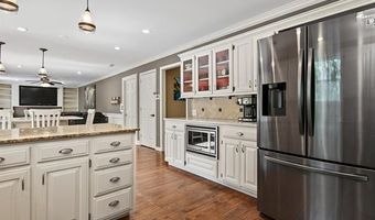 1311 Evergreen Dr, Bartlesville, OK 74006