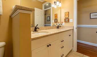 21030 Skyward Dr, Abingdon, VA 24211