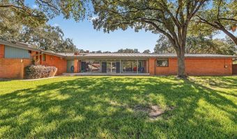1813 Clare Dr, Alice, TX 78332