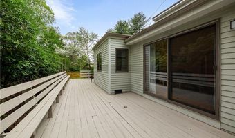 38 River Run, East Greenwich, RI 02818
