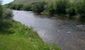570 ST HWY 353, Boulder, WY 82923