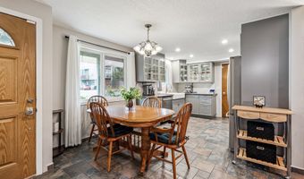3905 SW 174TH Ave, Beaverton, OR 97078