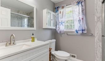 645 WALKER St, Aberdeen, MD 21001