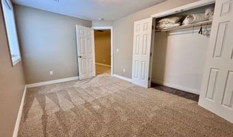 280 Juniper St, Buffalo, WY 82834