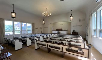 2 Howard St, Augusta, ME 04330