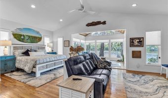 55342 CLAIRE St, Astor, FL 32102