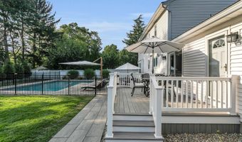 34 Green Meadow Blvd, Middletown, NJ 07748