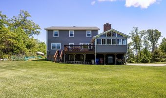 54 Flax Hill Rd, Brookfield, CT 06804