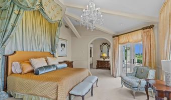 5 Decatur Ave, Jamestown, RI 02835