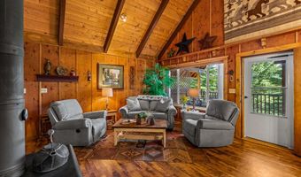 9788 Brian Way, Cascade, ID 83611