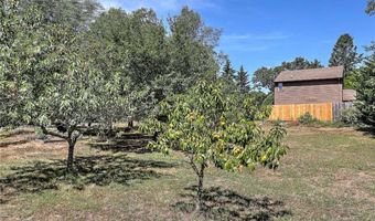 10 Narrow Ln, Charlestown, RI 02813