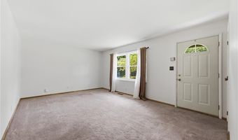 407 Dorwood Dr, Alliance, OH 44601