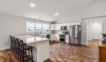 202 Grays Ln, Angier, NC 27501