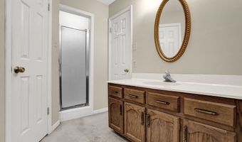2407 LACOSTA Dr, Bartlett, TN 38134