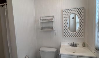 35 Benedict Rd, Bourne, MA 02532