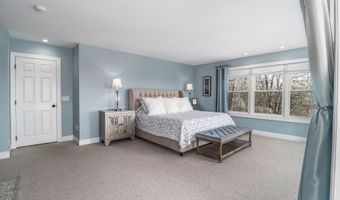 10 Trailing Ridge Rd, Brookfield, CT 06804