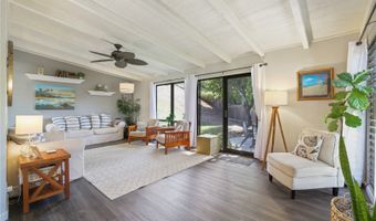 823 Kalalea St, Honolulu, HI 96825