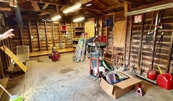 22846 Norman Ave, Alliance, OH 44401