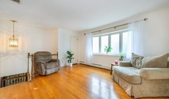 19 W Lakeview Rd, Alloway, NJ 07460