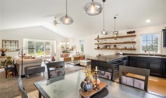 2960 Wilderness Ridge Rd SE, Alexandria, MN 56308
