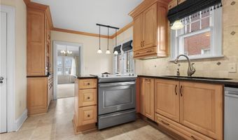 463 Moreley Ave, Akron, OH 44320