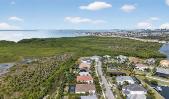 830 MANNS HARBOR Dr, Apollo Beach, FL 33572