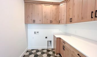 1645 S Chaparral Dr, Apple Valley, UT 84737