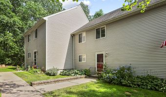 22 Mohawk Ct 22, Cromwell, CT 06416