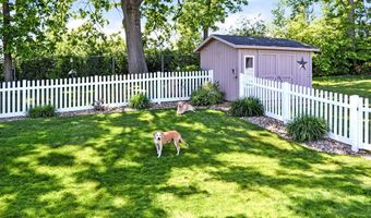 793 King Ridge Dr, Ashland, OH 44805