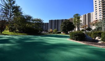 307 YOAKUM Pkwy 606, Alexandria, VA 22304