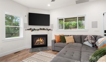 159 Wellington St, Asheville, NC 28806