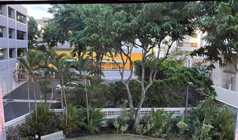 1450 Young St 302, Honolulu, HI 96814