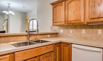 418 W Summit Ave, Augusta, KS 67010