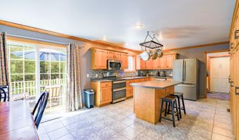 290 Castle Island Rd, Belgrade, ME 04917