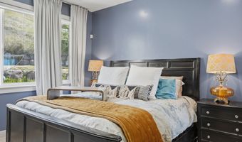 223 E 2050 N, Centerville, UT 84014
