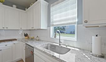 1125 Salem Bay Dr, Beaufort, SC 29902