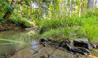 1305 Garrison Rd, Ashtabula, OH 44004