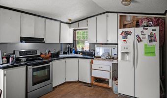 87 First County Rd, Porter, ME 04068