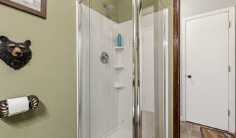 40511 N Minena St, Antioch, IL 60002