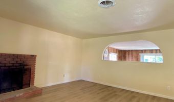 14069 Vista Dr, Armona, CA 93202